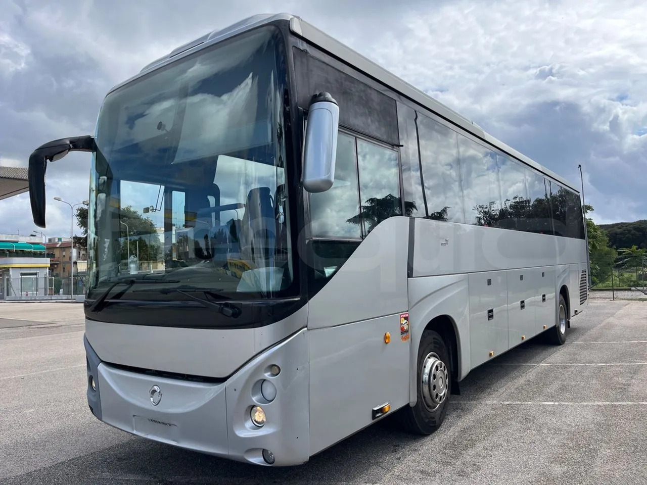 Iveco Evadys - Turistibussi: kuva Iveco Evadys - Turistibussi Iveco Evadys - Turistibussi: kuva Iveco Evadys - Turistibussi