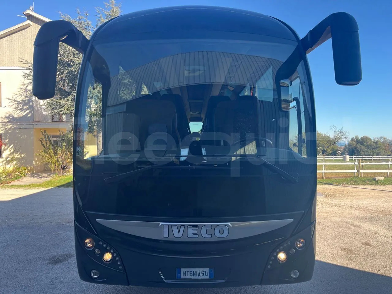 Iveco Magelys - Turistibussi: kuva Iveco Magelys - Turistibussi Iveco Magelys - Turistibussi: kuva Iveco Magelys - Turistibussi