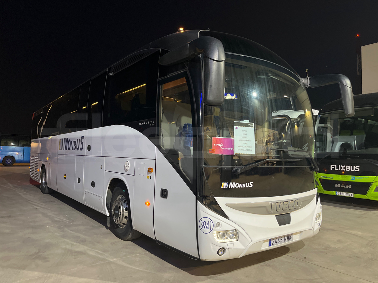 Iveco Magelys - Turistibussi: kuva Iveco Magelys - Turistibussi Iveco Magelys - Turistibussi: kuva Iveco Magelys - Turistibussi