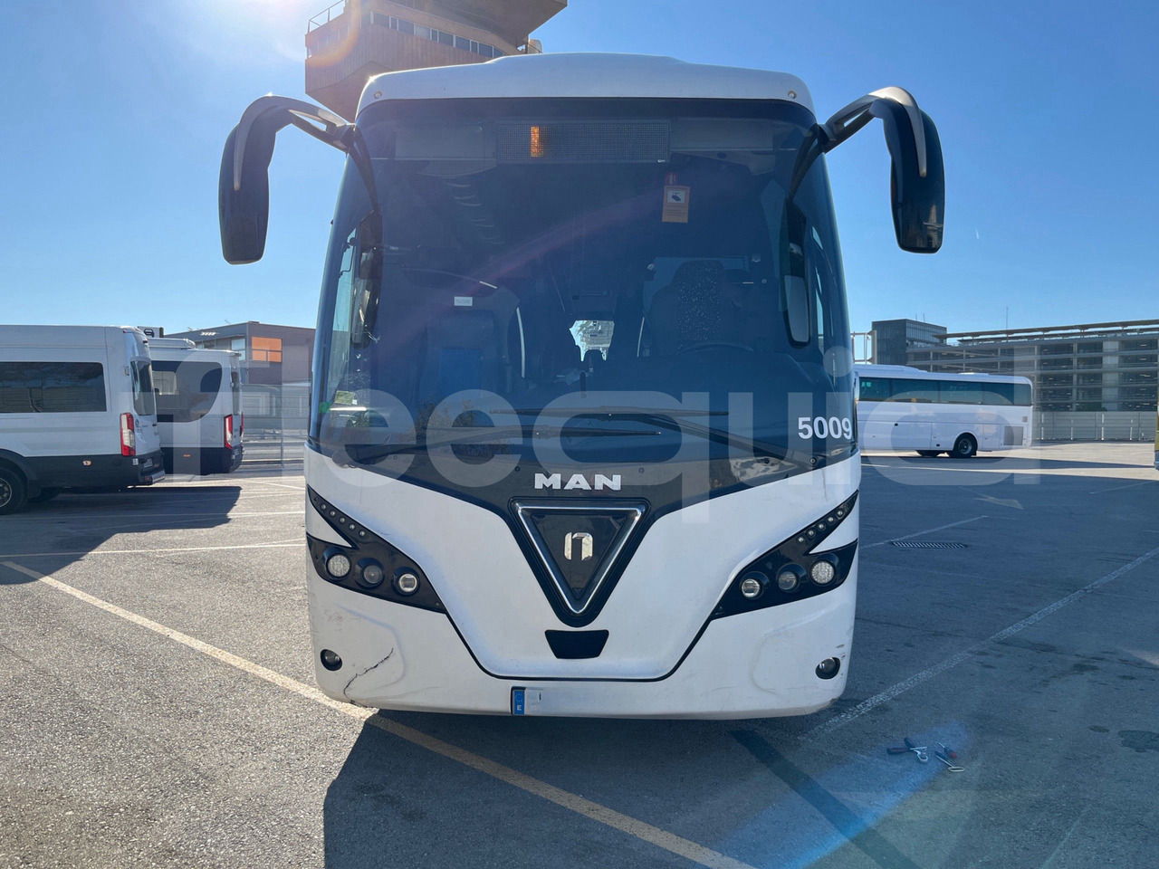 Man Noge - Turistibussi: kuva Man Noge - Turistibussi Man Noge - Turistibussi: kuva Man Noge - Turistibussi