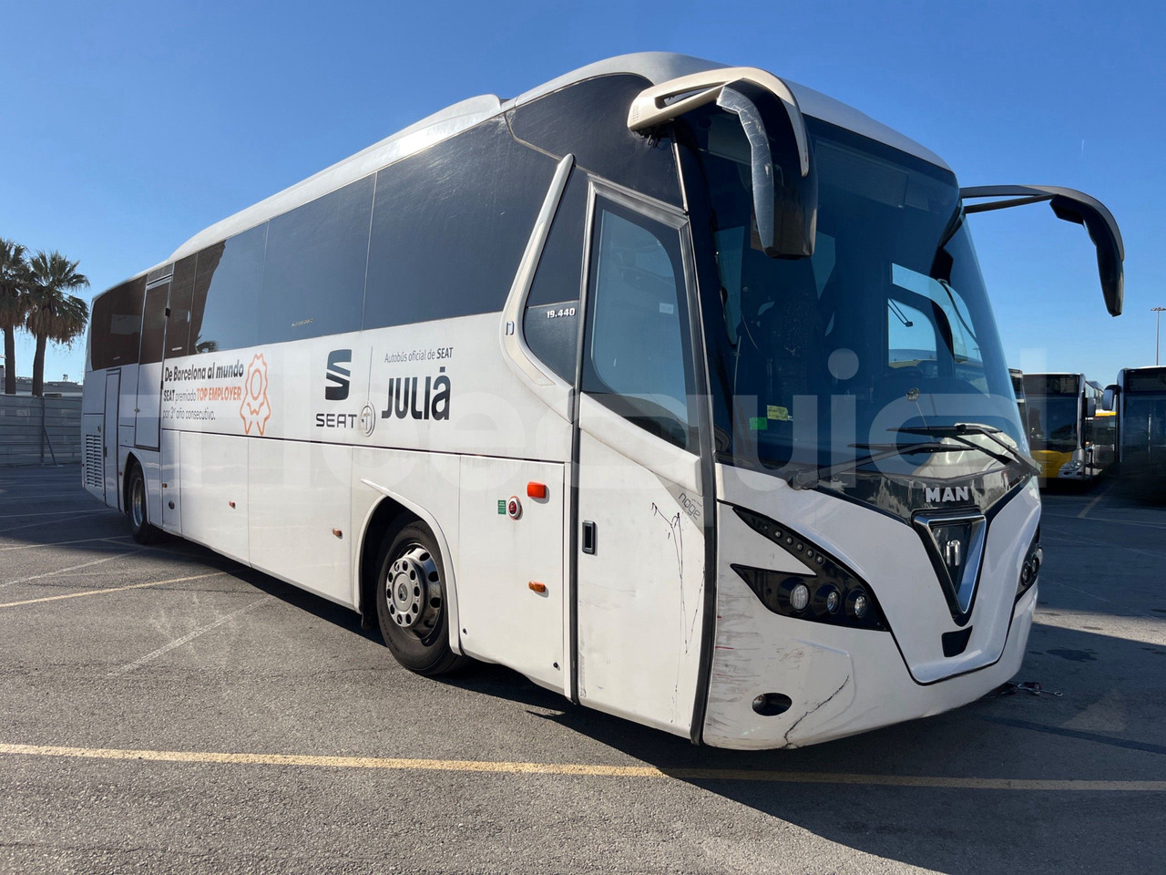 Man Noge - Turistibussi: kuva Man Noge - Turistibussi Man Noge - Turistibussi: kuva Man Noge - Turistibussi