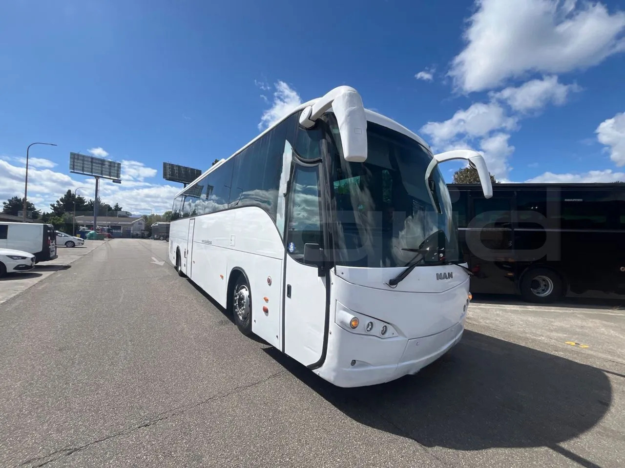 Man Ratio - Turistibussi: kuva Man Ratio - Turistibussi Man Ratio - Turistibussi: kuva Man Ratio - Turistibussi