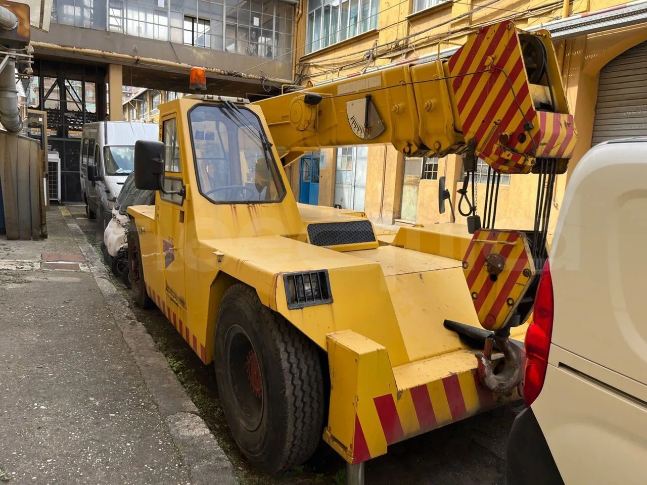 Manghi Gru MTA 160/1 - Ajoneuvonosturi: kuva Manghi Gru MTA 160/1 - Ajoneuvonosturi Manghi Gru MTA 160/1 - Ajoneuvonosturi: kuva Manghi Gru MTA 160/1 - Ajoneuvonosturi