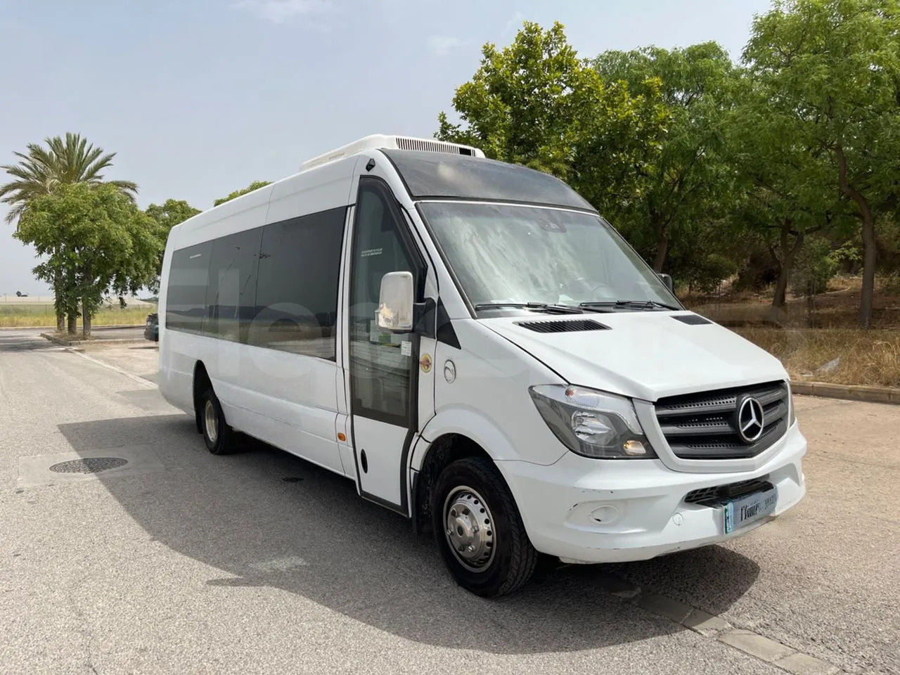 Mercedes-Benz Sprinter - Turistibussi: kuva  Mercedes-Benz Sprinter - Turistibussi Mercedes-Benz Sprinter - Turistibussi: kuva  Mercedes-Benz Sprinter - Turistibussi