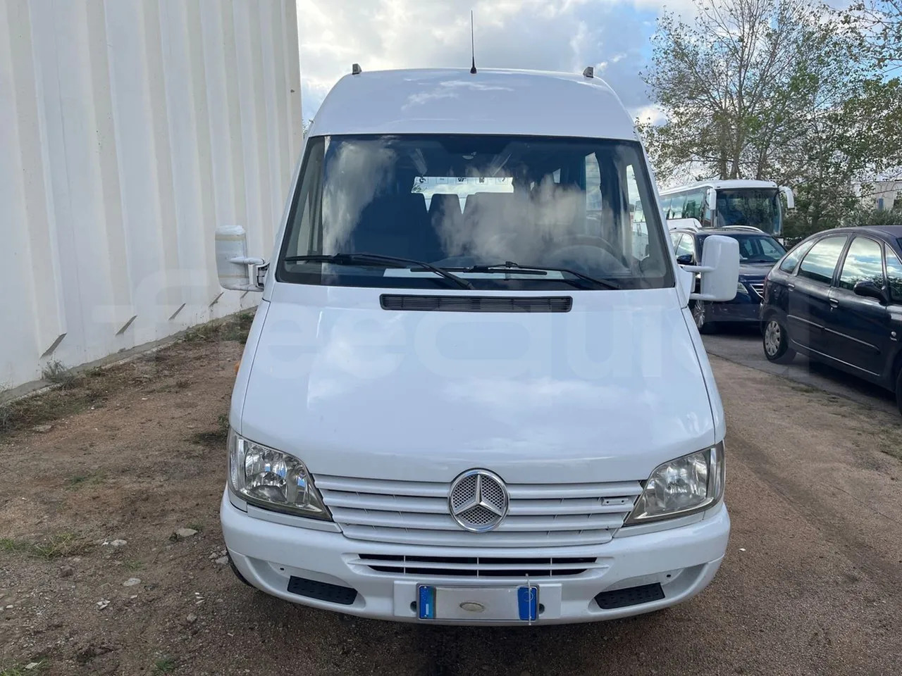 Mercedes-Benz Sprinter - Minibussi, Pikkubussi: kuva Mercedes-Benz Sprinter - Minibussi, Pikkubussi Mercedes-Benz Sprinter - Minibussi, Pikkubussi: kuva Mercedes-Benz Sprinter - Minibussi, Pikkubussi