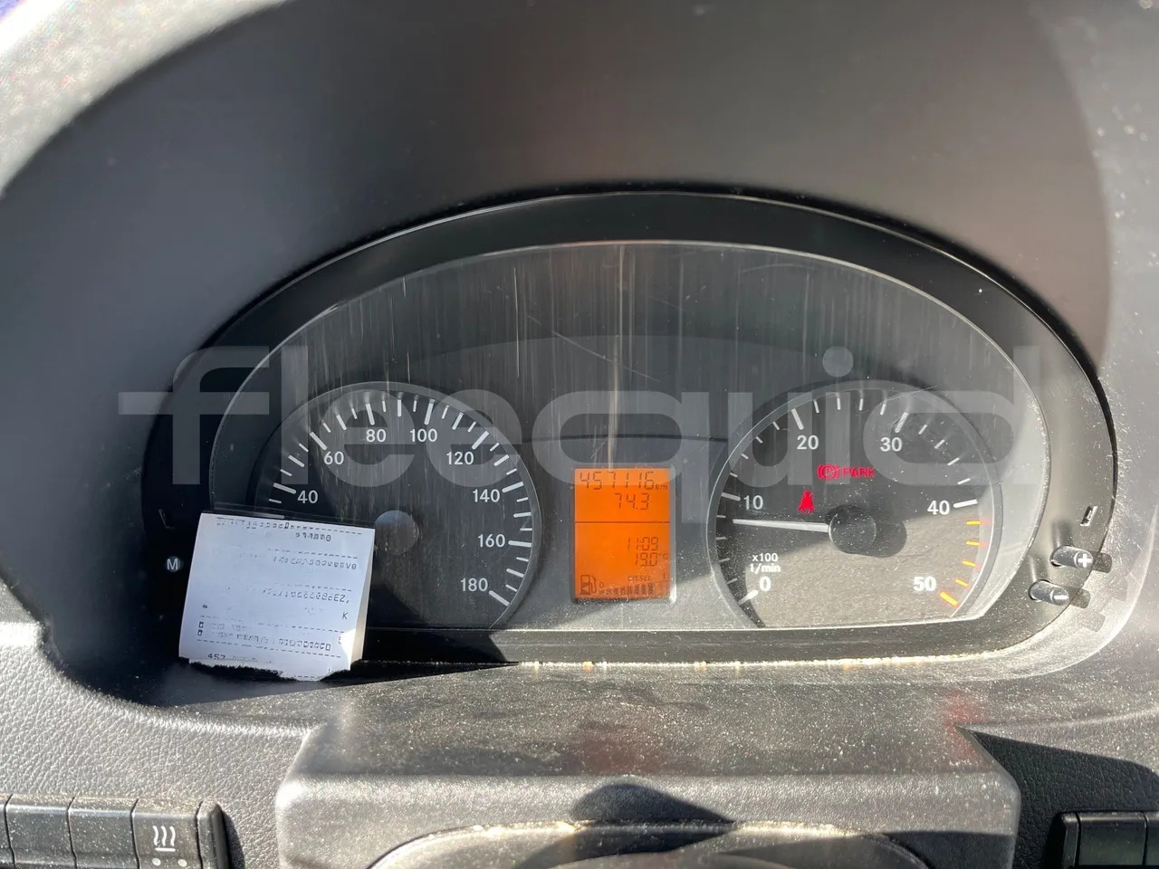 Mercedes-Benz Sprinter - Minibussi, Pikkubussi: kuva Mercedes-Benz Sprinter - Minibussi, Pikkubussi Mercedes-Benz Sprinter - Minibussi, Pikkubussi: kuva Mercedes-Benz Sprinter - Minibussi, Pikkubussi