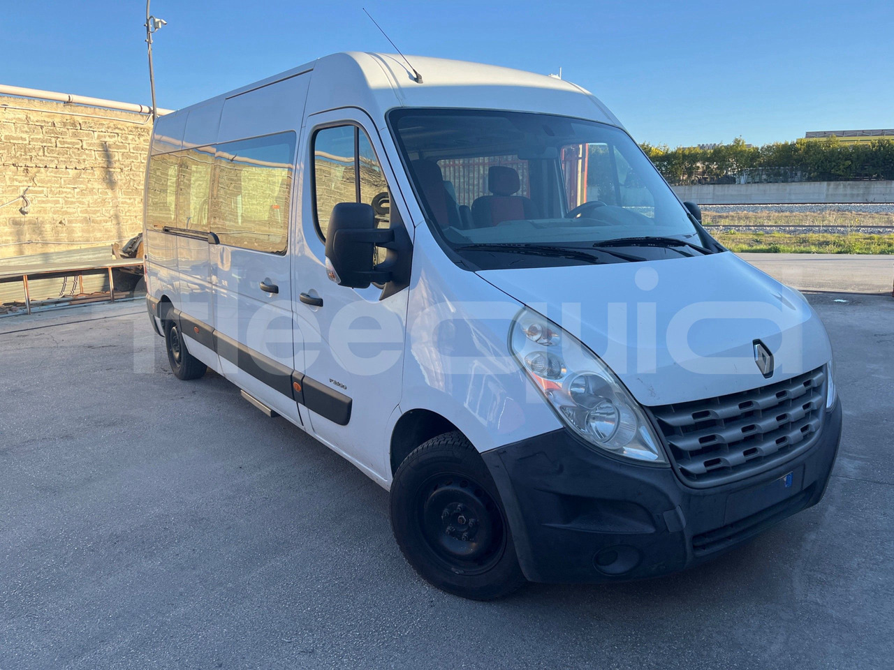 Renault Master - Minibussi, Pikkubussi: kuva Renault Master - Minibussi, Pikkubussi Renault Master - Minibussi, Pikkubussi: kuva Renault Master - Minibussi, Pikkubussi