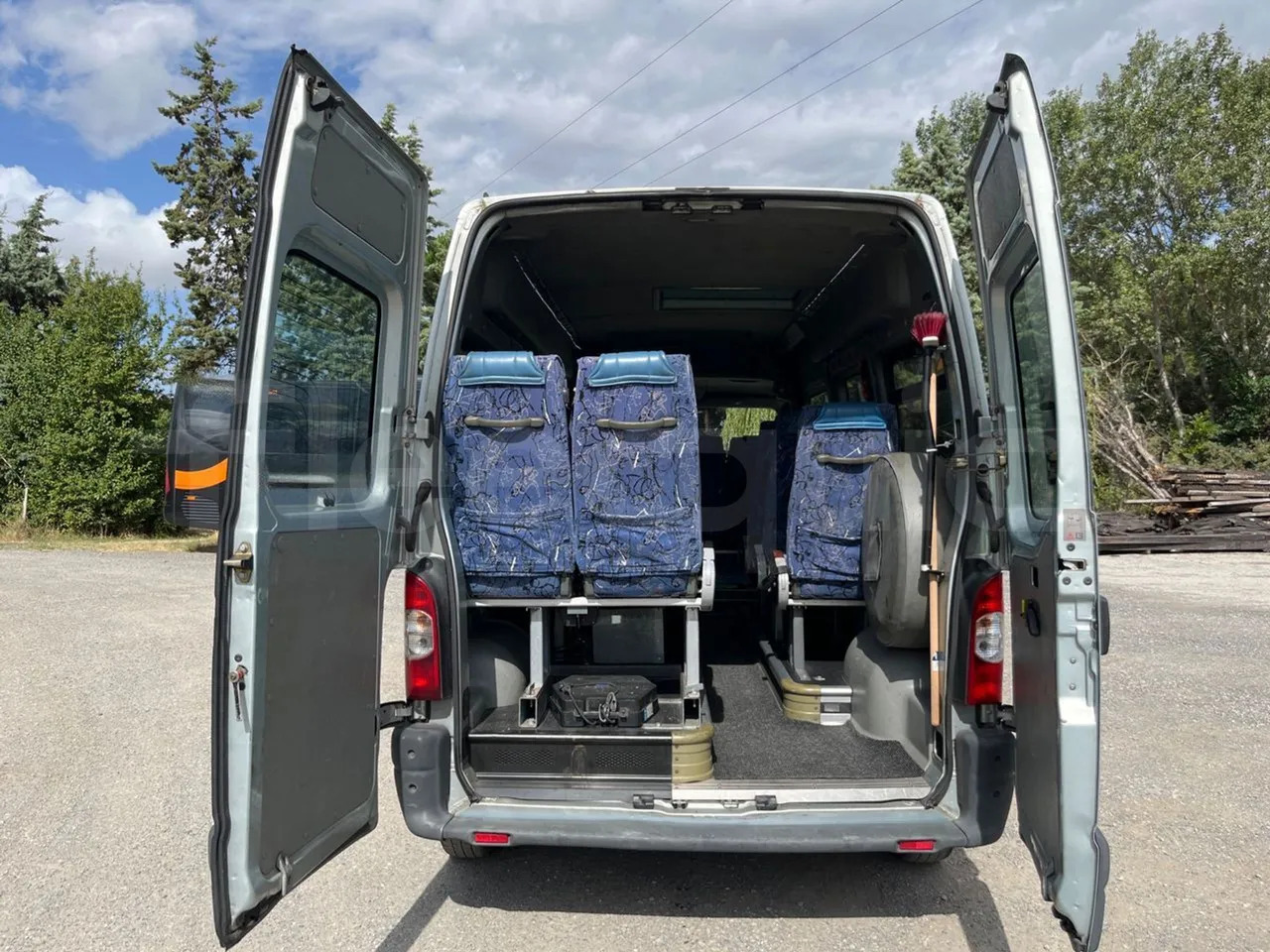 Renault Master - Minibussi, Pikkubussi: kuva Renault Master - Minibussi, Pikkubussi Renault Master - Minibussi, Pikkubussi: kuva Renault Master - Minibussi, Pikkubussi