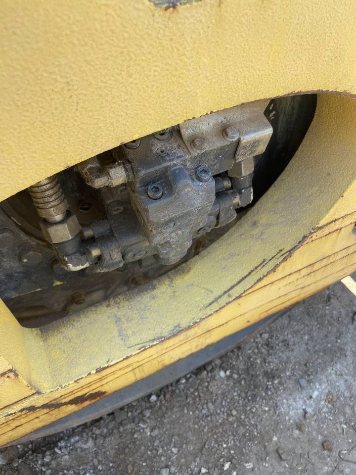 Bomag 226-4 - Tiivistyskone: kuva Bomag 226-4 - Tiivistyskone Bomag 226-4 - Tiivistyskone: kuva Bomag 226-4 - Tiivistyskone