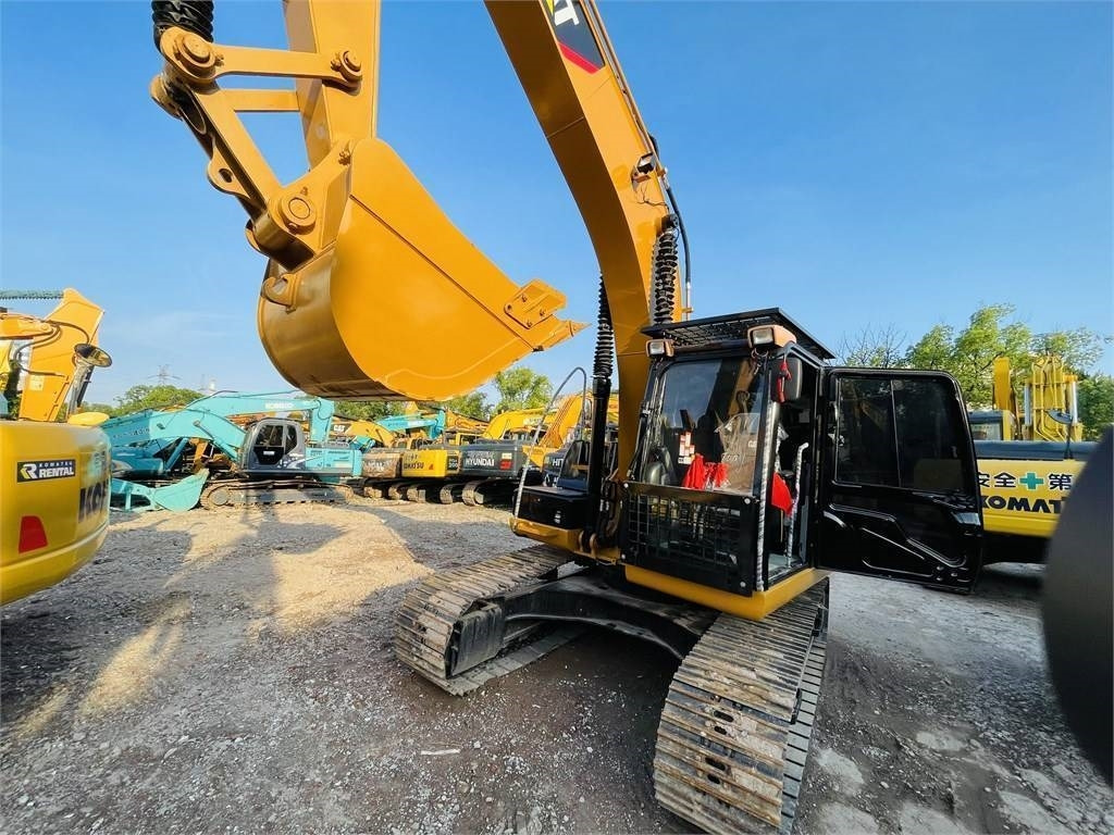 CAT 320D2L - Telakaivukone: kuva CAT 320D2L - Telakaivukone CAT 320D2L - Telakaivukone: kuva CAT 320D2L - Telakaivukone