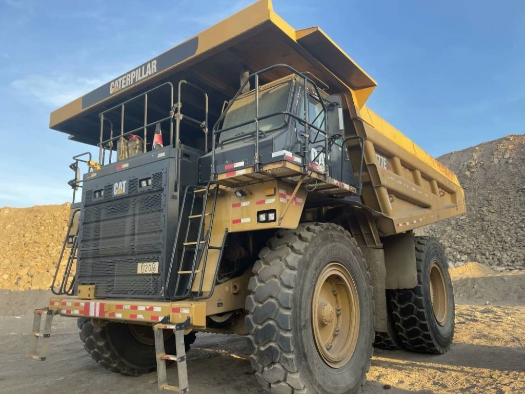 CAT 777e - Maansiirtoauto: kuva CAT 777e - Maansiirtoauto CAT 777e - Maansiirtoauto: kuva CAT 777e - Maansiirtoauto