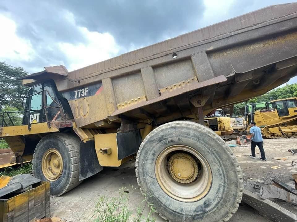 Caterpillar Cat 773f - Maansiirtoauto: kuva Caterpillar Cat 773f - Maansiirtoauto Caterpillar Cat 773f - Maansiirtoauto: kuva Caterpillar Cat 773f - Maansiirtoauto