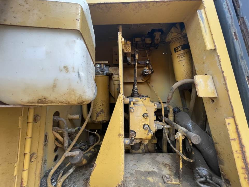 Caterpillar D6G2 LGP - Puskutraktori: kuva Caterpillar D6G2 LGP - Puskutraktori Caterpillar D6G2 LGP - Puskutraktori: kuva Caterpillar D6G2 LGP - Puskutraktori