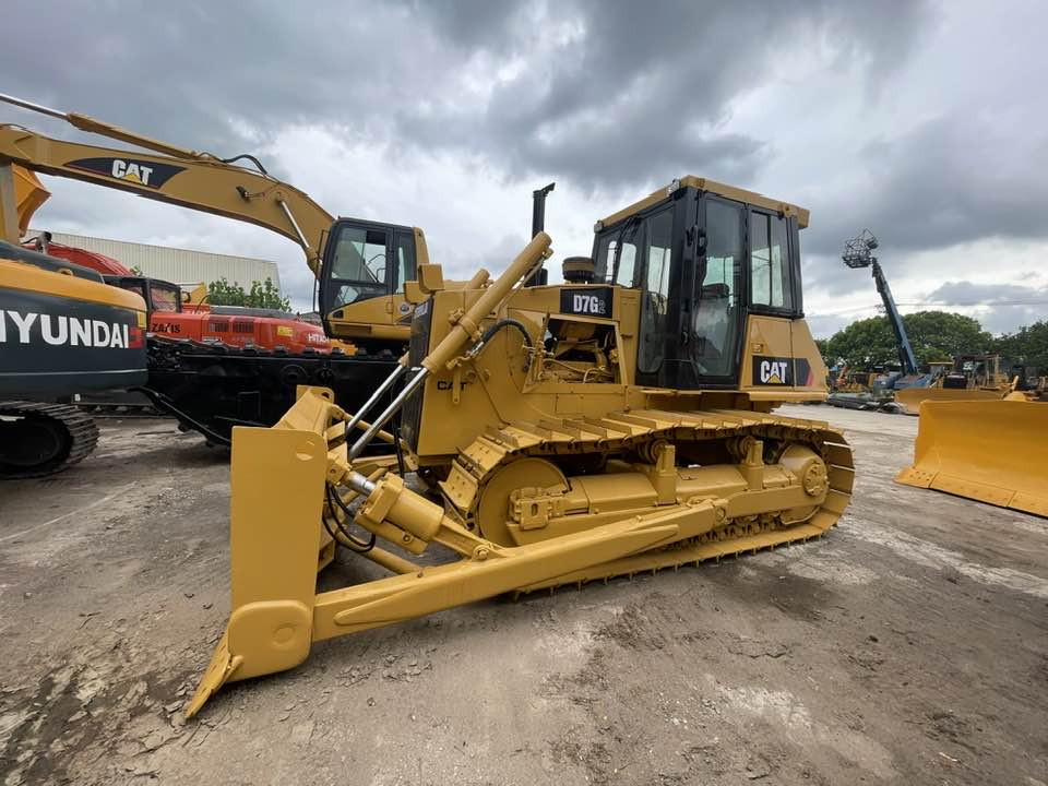 Caterpillar D6G2 LGP - Puskutraktori: kuva Caterpillar D6G2 LGP - Puskutraktori Caterpillar D6G2 LGP - Puskutraktori: kuva Caterpillar D6G2 LGP - Puskutraktori