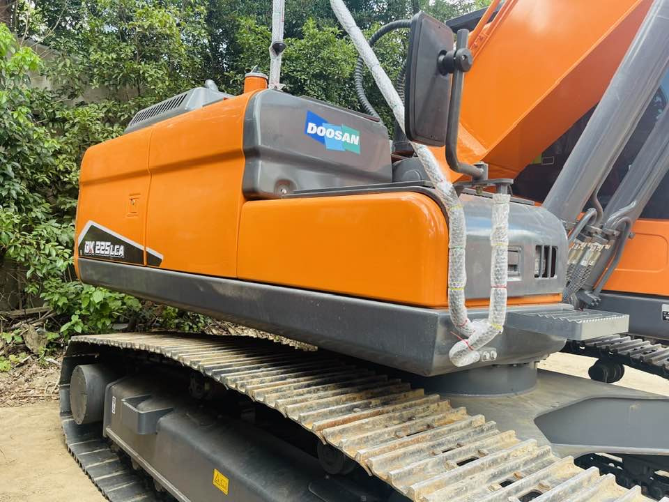 Develon DX225 LCA (DX225LCA-7M) - Kaivuri: kuva Develon DX225 LCA (DX225LCA-7M) - Kaivuri Develon DX225 LCA (DX225LCA-7M) - Kaivuri: kuva Develon DX225 LCA (DX225LCA-7M) - Kaivuri