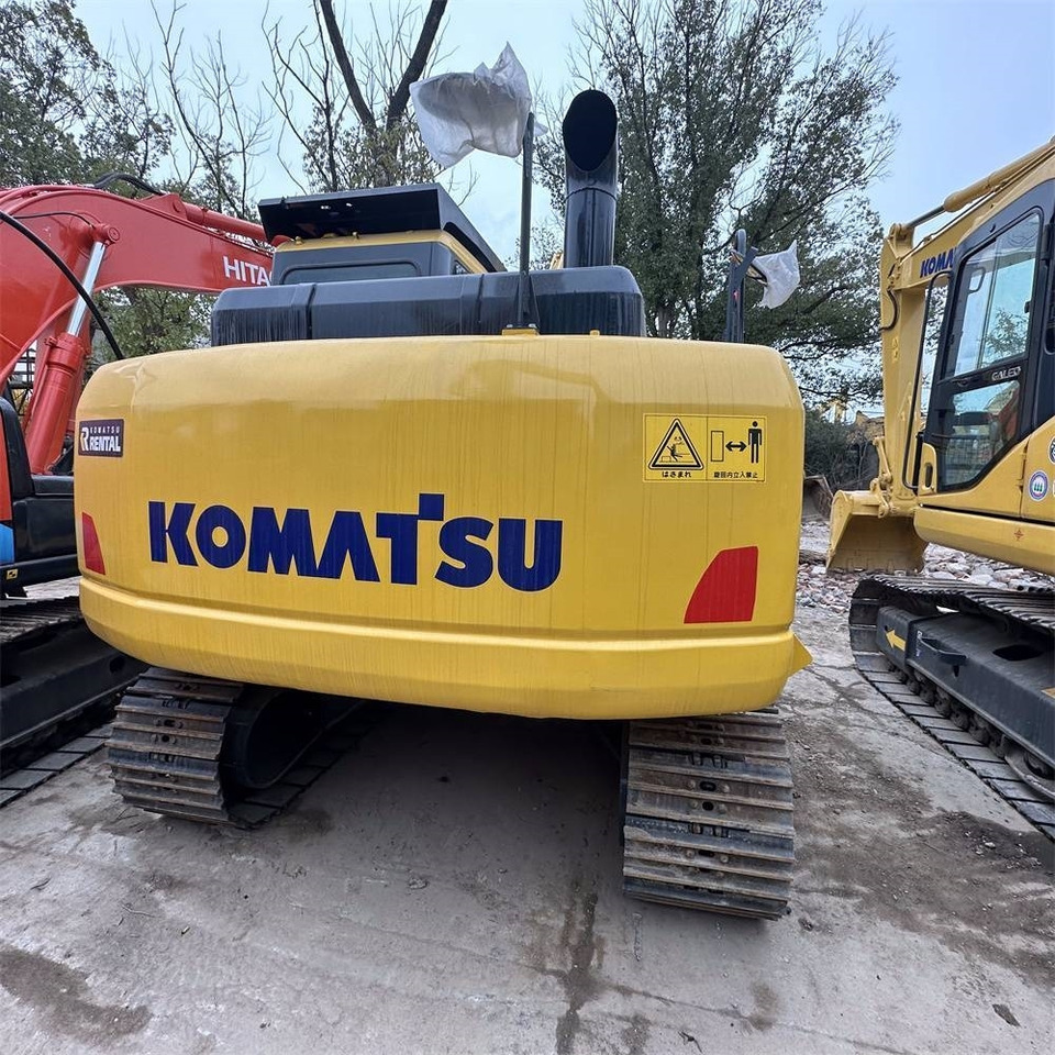 Komatsu PC 130-7 - Telakaivukone: kuva Komatsu PC 130-7 - Telakaivukone Komatsu PC 130-7 - Telakaivukone: kuva Komatsu PC 130-7 - Telakaivukone