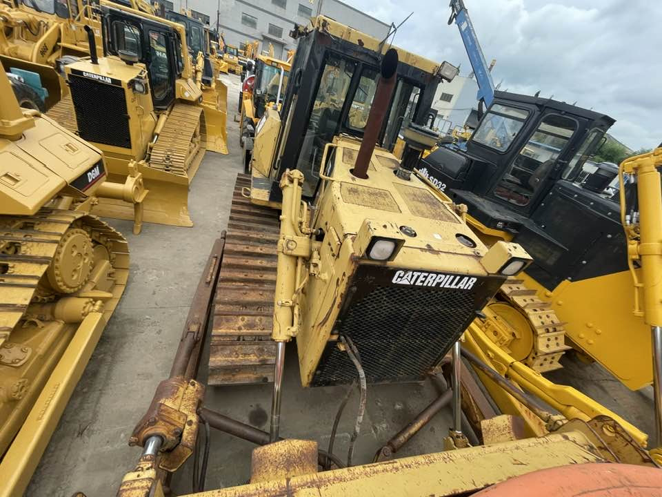 Caterpillar D7G2 LGP - Rakennuskoneet: kuva Caterpillar D7G2 LGP - Rakennuskoneet Caterpillar D7G2 LGP - Rakennuskoneet: kuva Caterpillar D7G2 LGP - Rakennuskoneet