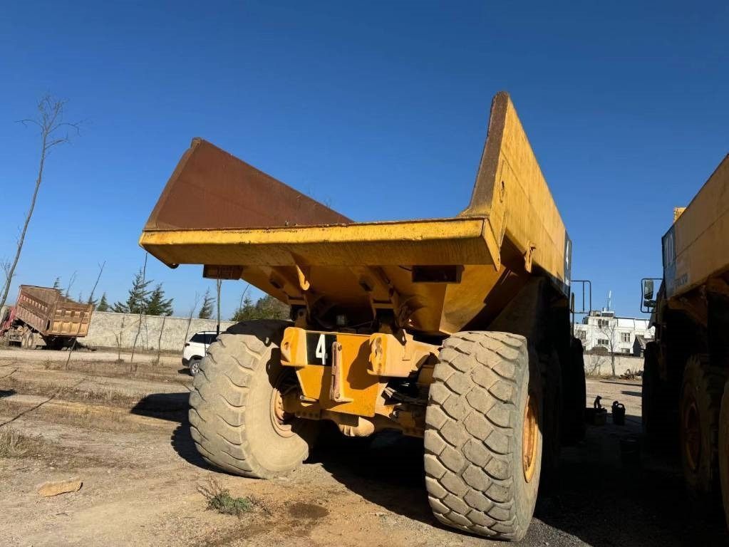 Volvo A 40 D - Nivelkippiauto: kuva Volvo A 40 D - Nivelkippiauto Volvo A 40 D - Nivelkippiauto: kuva Volvo A 40 D - Nivelkippiauto