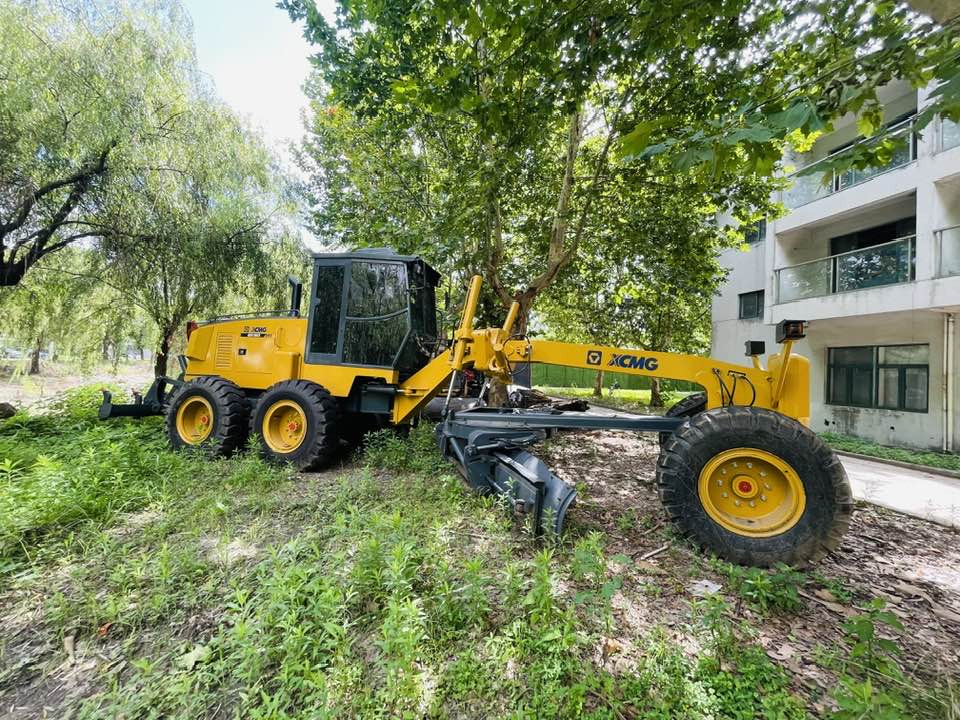 XCMG GR1803 - Tiehöylä: kuva XCMG GR1803 - Tiehöylä XCMG GR1803 - Tiehöylä: kuva XCMG GR1803 - Tiehöylä