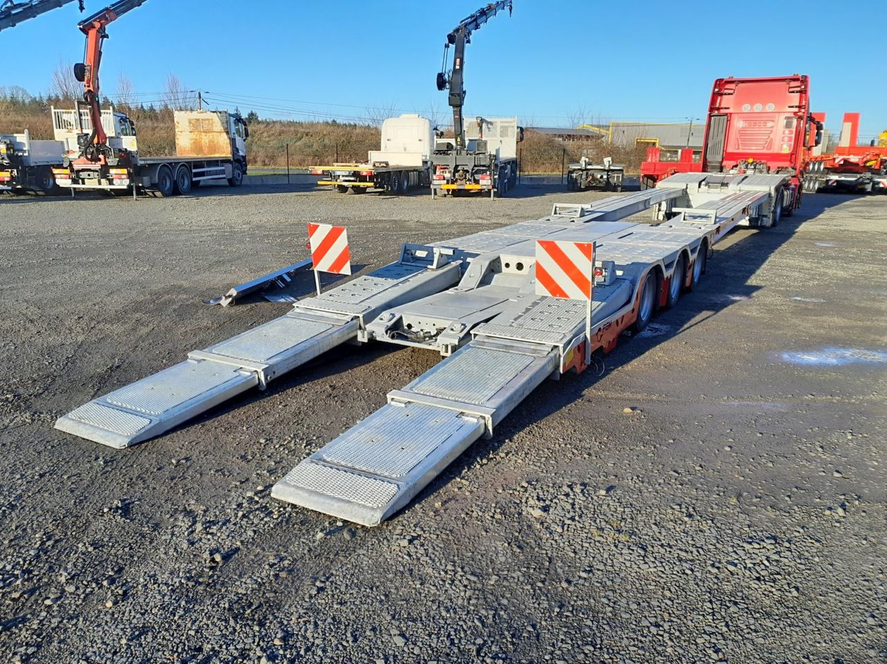 FGM FGM 32 plant carrier / low loader Semi-trailer - Apuvaunu puoliperävaunu: kuva FGM FGM 32 plant carrier / low loader Semi-trailer - Apuvaunu puoliperävaunu FGM FGM 32 plant carrier / low loader Semi-trailer - Apuvaunu puoliperävaunu: kuva FGM FGM 32 plant carrier / low loader Semi-trailer - Apuvaunu puoliperävaunu