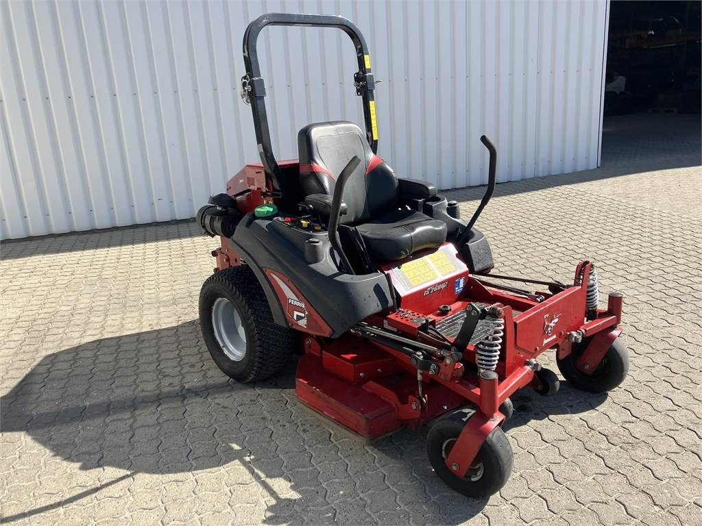 Ferris ZT 2600 IS 132CM - Ruohonleikkuri: kuva Ferris ZT 2600 IS 132CM - Ruohonleikkuri Ferris ZT 2600 IS 132CM - Ruohonleikkuri: kuva Ferris ZT 2600 IS 132CM - Ruohonleikkuri