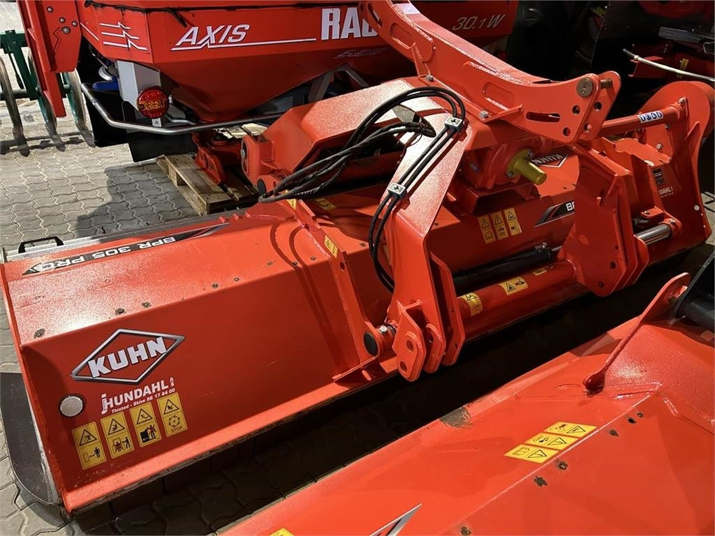 Kuhn BPR 305 PRO hammer - Kesantomurskain: kuva Kuhn BPR 305 PRO hammer - Kesantomurskain Kuhn BPR 305 PRO hammer - Kesantomurskain: kuva Kuhn BPR 305 PRO hammer - Kesantomurskain
