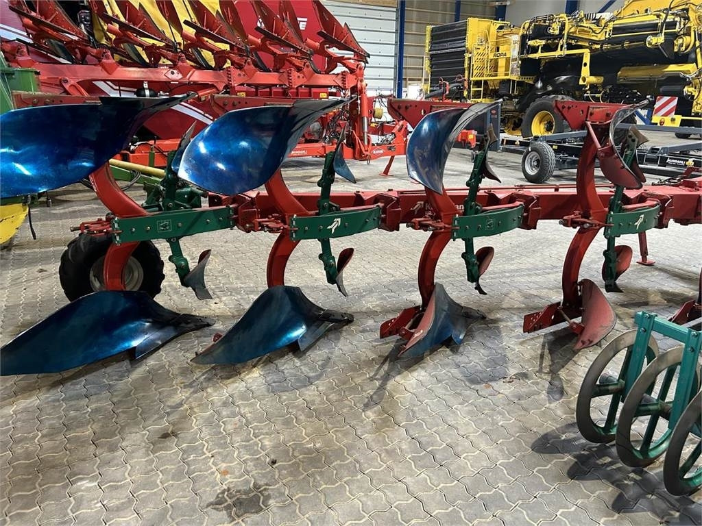 Kverneland ED 100-300-28 MED IP - Aura: kuva Kverneland ED 100-300-28 MED IP - Aura Kverneland ED 100-300-28 MED IP - Aura: kuva Kverneland ED 100-300-28 MED IP - Aura