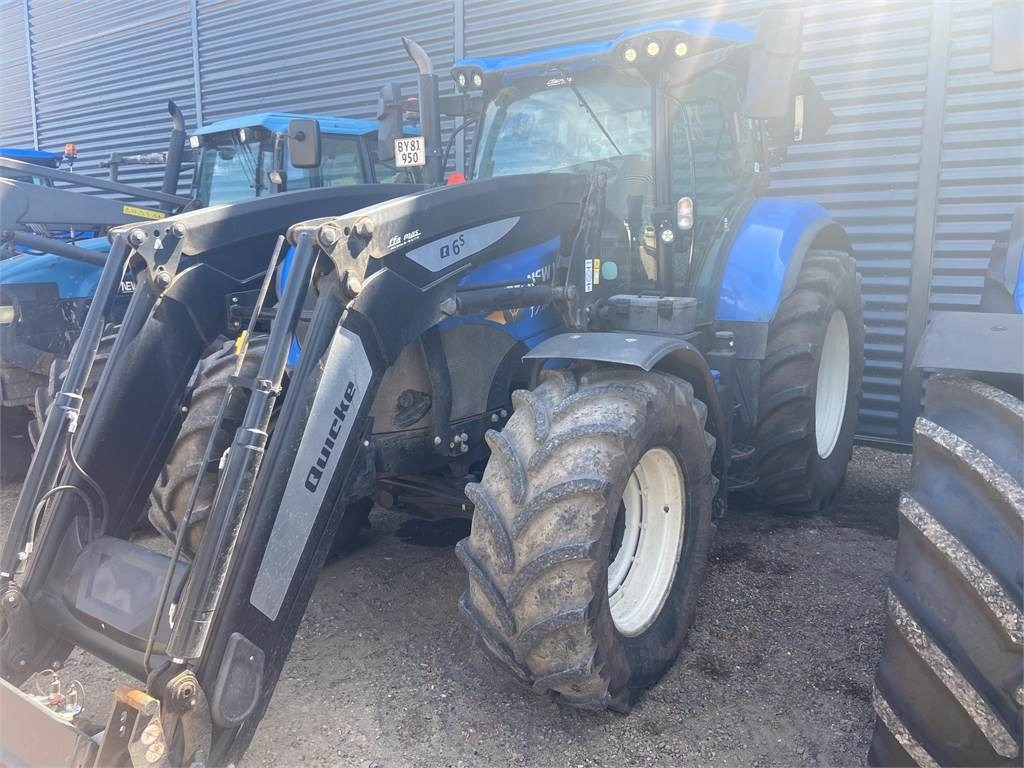 New Holland T7.190 RC - Traktori: kuva New Holland T7.190 RC - Traktori New Holland T7.190 RC - Traktori: kuva New Holland T7.190 RC - Traktori