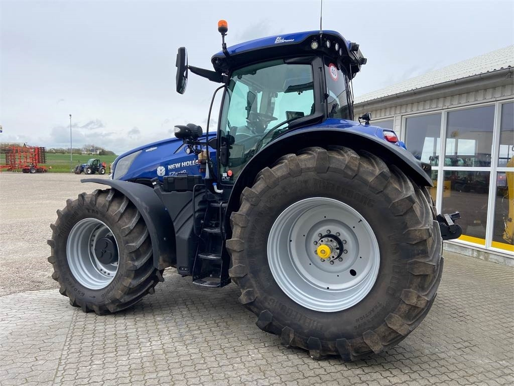 New Holland T7.315 HD AC NEW G - Traktori: kuva New Holland T7.315 HD AC NEW G - Traktori New Holland T7.315 HD AC NEW G - Traktori: kuva New Holland T7.315 HD AC NEW G - Traktori