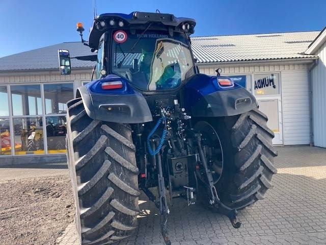 New Holland T7.315 HD AC NEW GEN - Traktori: kuva New Holland T7.315 HD AC NEW GEN - Traktori New Holland T7.315 HD AC NEW GEN - Traktori: kuva New Holland T7.315 HD AC NEW GEN - Traktori