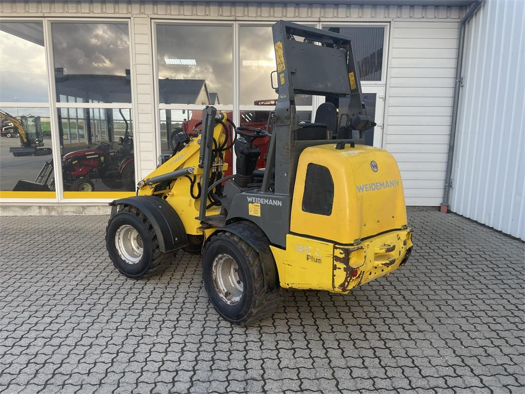 Weidemann 1280 PLUS 35HK - Pienkuormaaja: kuva Weidemann 1280 PLUS 35HK - Pienkuormaaja Weidemann 1280 PLUS 35HK - Pienkuormaaja: kuva Weidemann 1280 PLUS 35HK - Pienkuormaaja