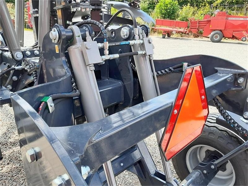 Lautasäes Agro - TOM 6 Meter discharve: kuva Lautasäes Agro - TOM 6 Meter discharve Lautasäes Agro - TOM 6 Meter discharve: kuva Lautasäes Agro - TOM 6 Meter discharve