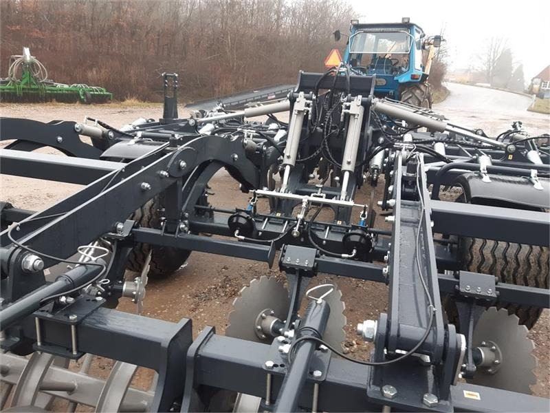 Äes Agro-Tom bwh 5.4 dybde harve: kuva Äes Agro-Tom bwh 5.4 dybde harve