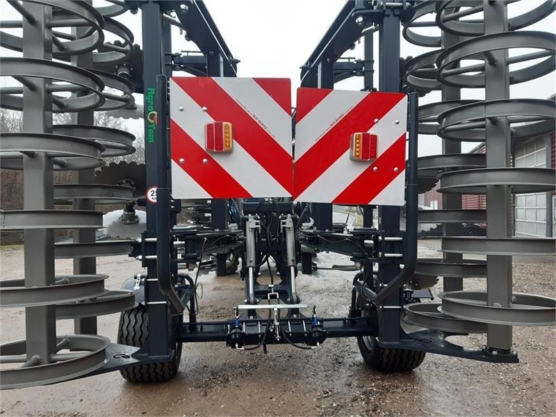 Äes Agro-Tom bwh 5.4 dybde harve: kuva Äes Agro-Tom bwh 5.4 dybde harve