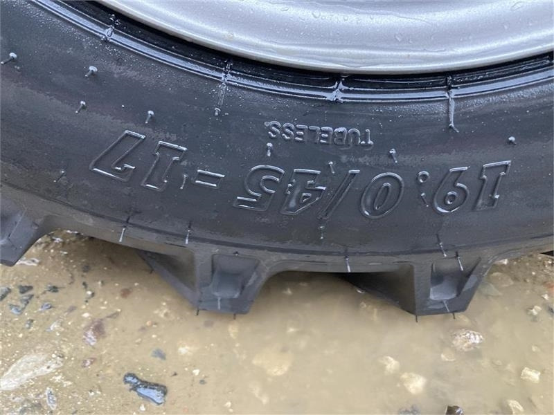 Eurotrac W12F XL lang arm  - Pyöräkuormaaja: kuva Eurotrac W12F XL lang arm  - Pyöräkuormaaja Eurotrac W12F XL lang arm  - Pyöräkuormaaja: kuva Eurotrac W12F XL lang arm  - Pyöräkuormaaja