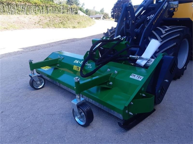 Eurotrac slagleklipper hydraulisk - Kesantomurskain: kuva Eurotrac slagleklipper hydraulisk - Kesantomurskain Eurotrac slagleklipper hydraulisk - Kesantomurskain: kuva Eurotrac slagleklipper hydraulisk - Kesantomurskain