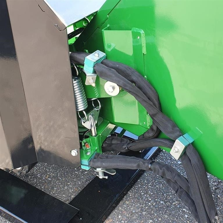 - - - FLISHUGGER TIL TRAKTOR KAPACITET OP TIL Ø25 - Hakkuri: kuva - - - FLISHUGGER TIL TRAKTOR KAPACITET OP TIL Ø25 - Hakkuri - - - FLISHUGGER TIL TRAKTOR KAPACITET OP TIL Ø25 - Hakkuri: kuva - - - FLISHUGGER TIL TRAKTOR KAPACITET OP TIL Ø25 - Hakkuri