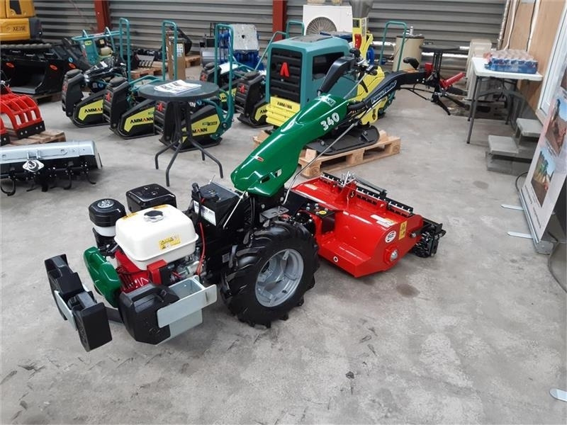 Ferrari 340 el-start - Kunnan traktori: kuva Ferrari 340 el-start - Kunnan traktori Ferrari 340 el-start - Kunnan traktori: kuva Ferrari 340 el-start - Kunnan traktori