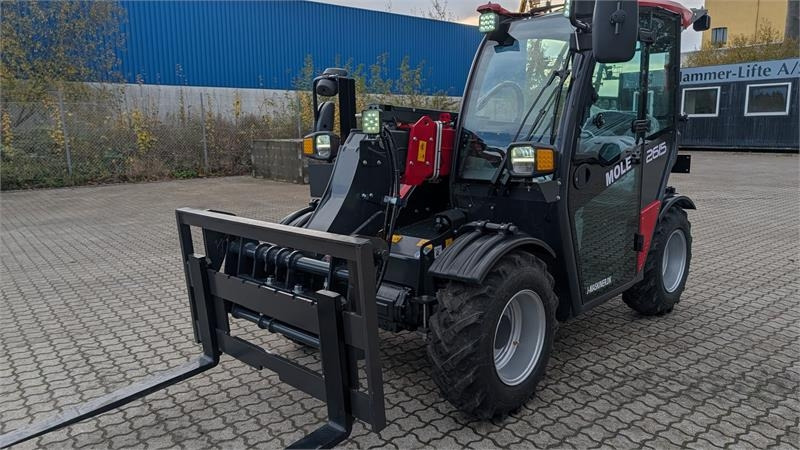 Mole 2615 - Kurottaja: kuva Mole 2615 - Kurottaja Mole 2615 - Kurottaja: kuva Mole 2615 - Kurottaja