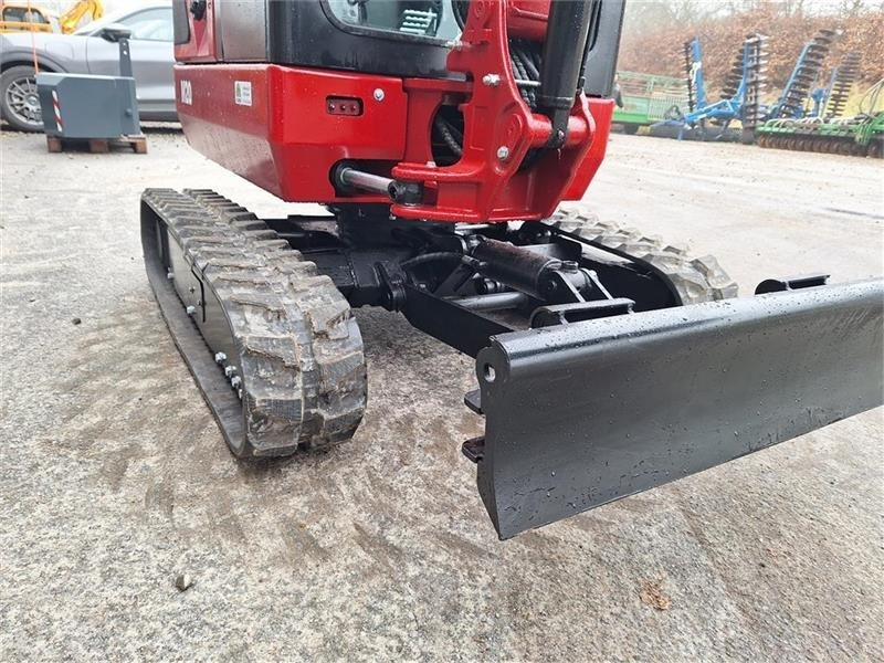 Minikuormaaja Mole M20 MED TILT: kuva Minikuormaaja Mole M20 MED TILT
