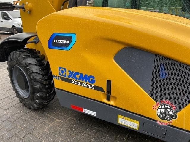 - - - XCMG XC6-2506E - Kurottaja: kuva - - - XCMG XC6-2506E - Kurottaja - - - XCMG XC6-2506E - Kurottaja: kuva - - - XCMG XC6-2506E - Kurottaja