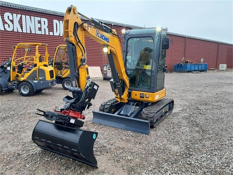 XCMG Xe27e Med rotortilt - Minikuormaaja: kuva XCMG Xe27e Med rotortilt - Minikuormaaja XCMG Xe27e Med rotortilt - Minikuormaaja: kuva XCMG Xe27e Med rotortilt - Minikuormaaja