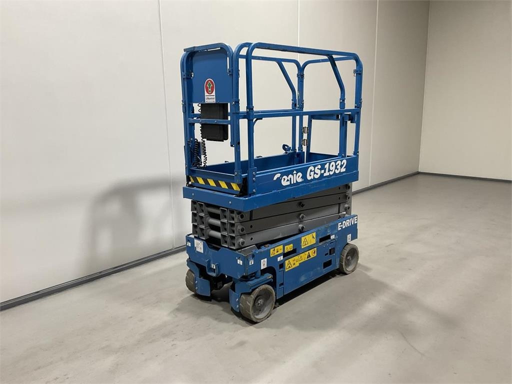 Genie GS-1932 - Saksilava: kuva Genie GS-1932 - Saksilava Genie GS-1932 - Saksilava: kuva Genie GS-1932 - Saksilava