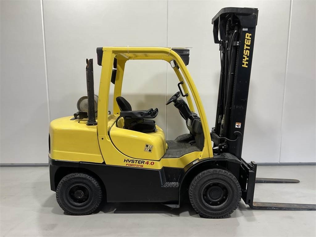Hyster H4.0FT5 - Kaasutrukki: kuva Hyster H4.0FT5 - Kaasutrukki Hyster H4.0FT5 - Kaasutrukki: kuva Hyster H4.0FT5 - Kaasutrukki
