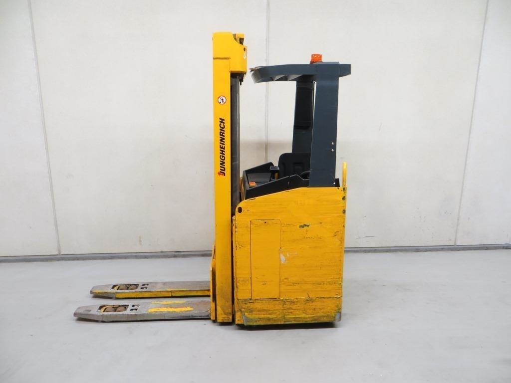 Jungheinrich ESC 316Z - Pinoamistrukki: kuva Jungheinrich ESC 316Z - Pinoamistrukki Jungheinrich ESC 316Z - Pinoamistrukki: kuva Jungheinrich ESC 316Z - Pinoamistrukki
