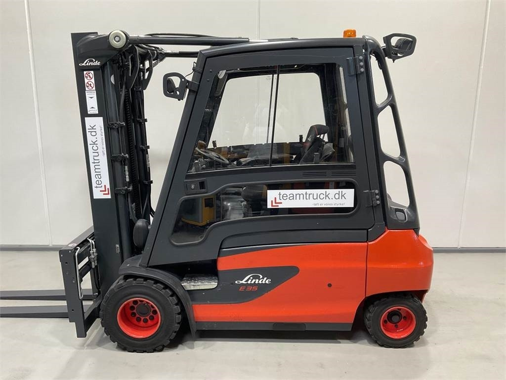 Linde E35L-01 - Sähkötrukki: kuva Linde E35L-01 - Sähkötrukki Linde E35L-01 - Sähkötrukki: kuva Linde E35L-01 - Sähkötrukki