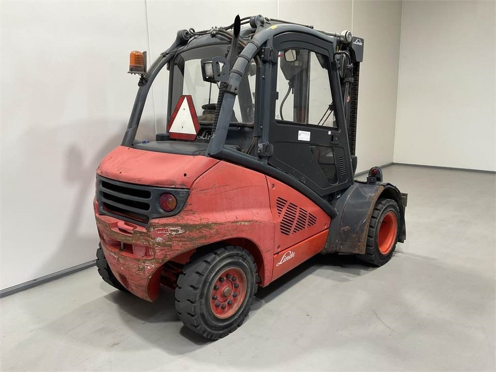 Linde H40D - Dieseltrukki: kuva Linde H40D - Dieseltrukki Linde H40D - Dieseltrukki: kuva Linde H40D - Dieseltrukki