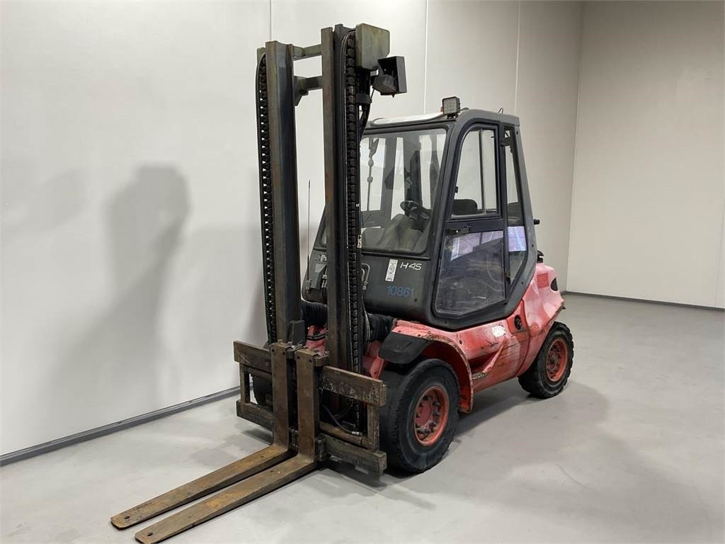 Linde H45D - Dieseltrukki: kuva Linde H45D - Dieseltrukki Linde H45D - Dieseltrukki: kuva Linde H45D - Dieseltrukki