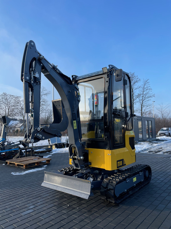 NEX N18 - Minikuormaaja: kuva NEX N18 - Minikuormaaja NEX N18 - Minikuormaaja: kuva NEX N18 - Minikuormaaja