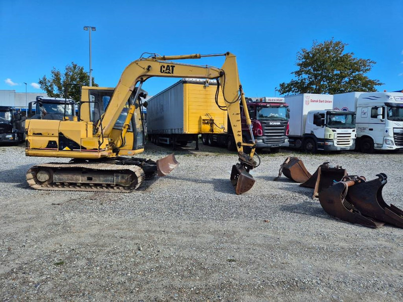 Cat 307 with extra buckets - Minikuormaaja: kuva Cat 307 with extra buckets - Minikuormaaja Cat 307 with extra buckets - Minikuormaaja: kuva Cat 307 with extra buckets - Minikuormaaja